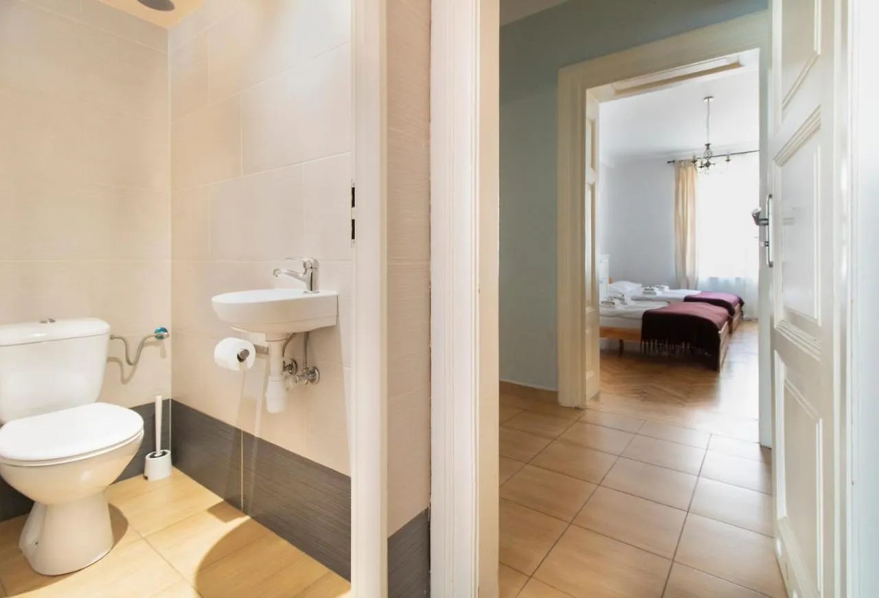 Spacious Apartments Zyblikiewicza Street Krakow Poland